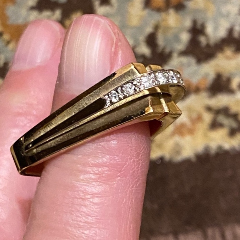 Vintage Art Deco Fancy shape 14K Gold Diamond Ring.